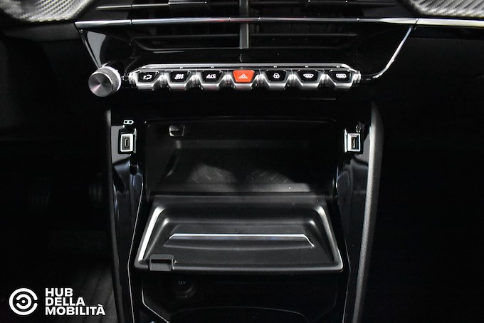 PEUGEOT 2008 BlueHDi 110 S&S Allure